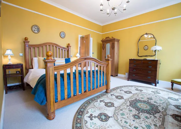 The Portland Hotel Cheltenham