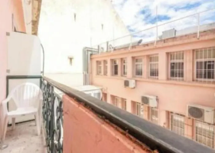 Happy At Chiado Hotel Lisbon