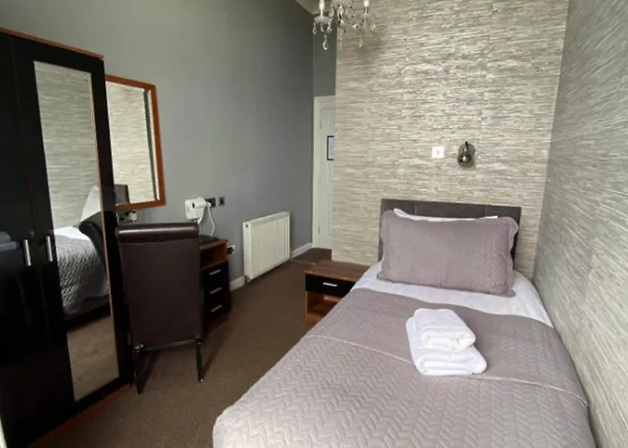 Crystal Cove Hotel Hastings