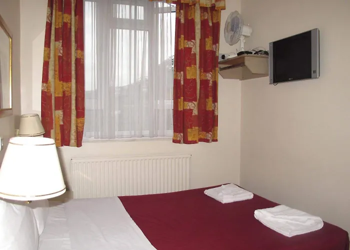 Chiswick Lodge Hotel London