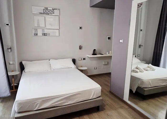 Design 18 Charming Rooms Rome