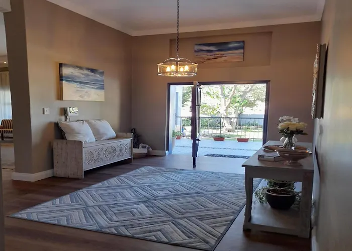 Safari Villa Botique Hotel Windhoek