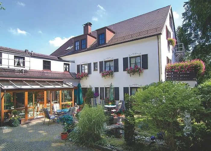 Arrivel Hotel Am Bergson Munich