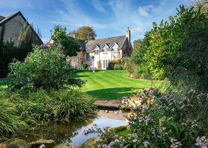 Cricket Field House Hotel Salisbury
